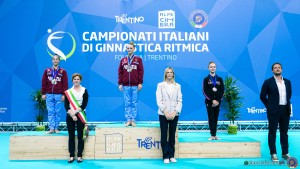 podi specialita sfe03824 copia simone ferraro ph